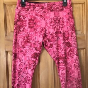 LuLaRoe Pink Jade Capri Leggings